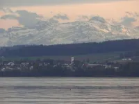 Kirche am See mit Säntis — (Foto: U.Harder)